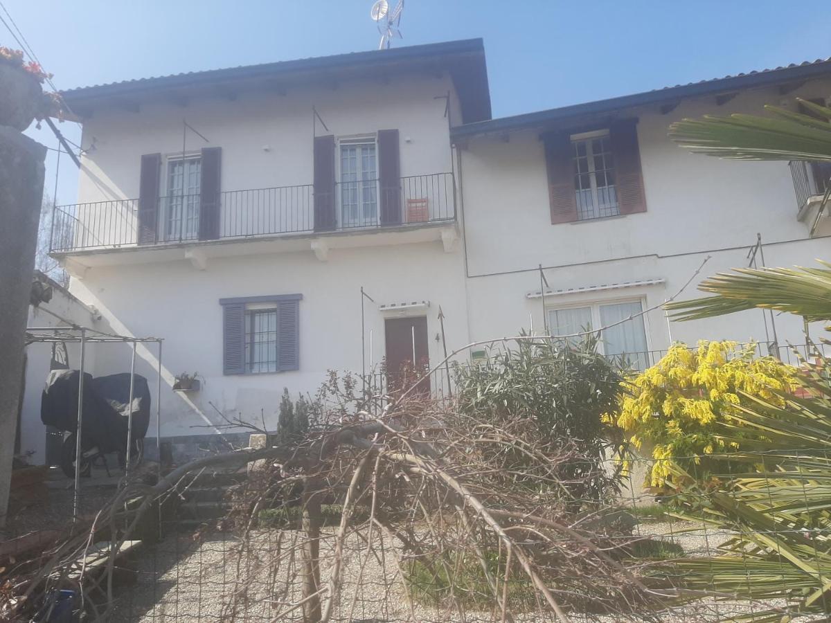 La Casa Di Pietro Hotel Cerrione Exterior foto